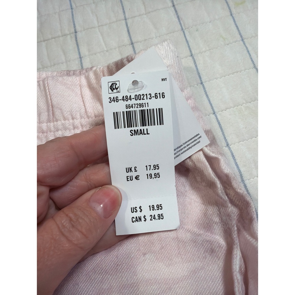 Hollister Sleep Womens Pink Camo Ruffle Hem Pajama Shorts Small NWT - Picture 4 of 7